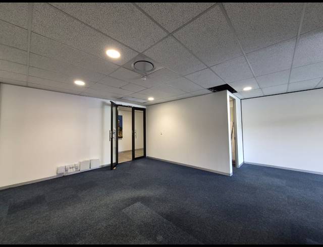 120M² OFFICE TO LET IN DUNKELD